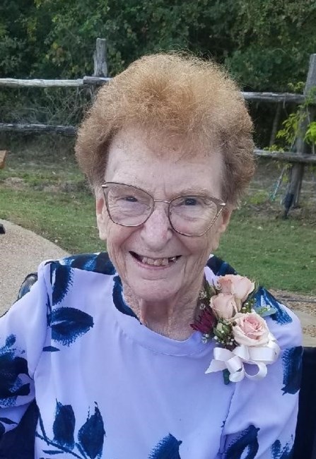 Obituary of Dorothy Bushart-Carr