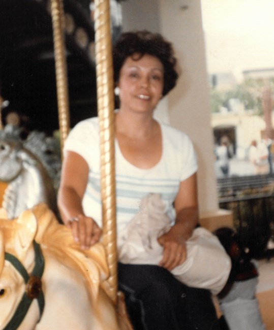 Obituary of Maria Luisa Esparza