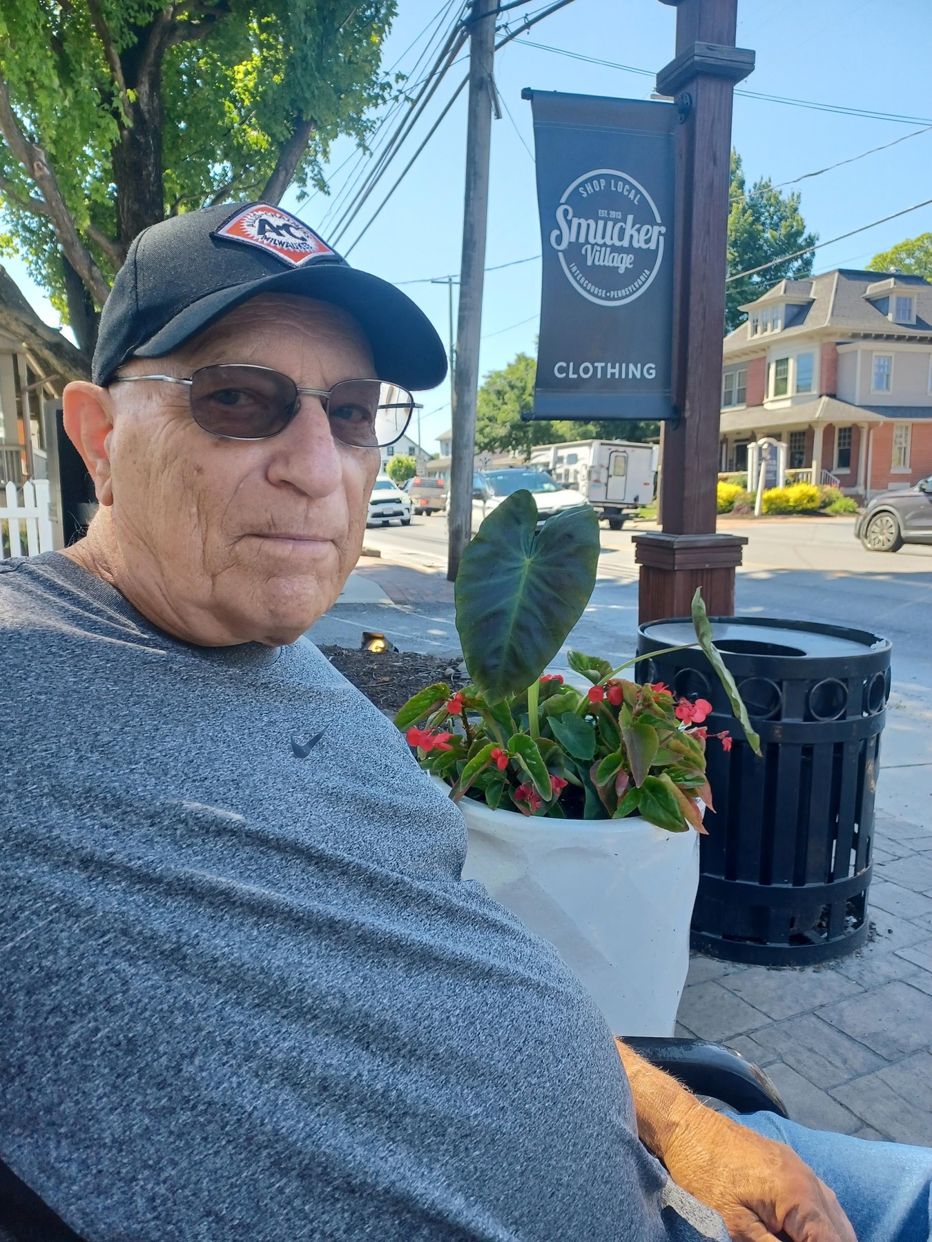 Obituary of Leonard Buyny