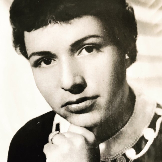 Obituary of Gloria Martinez