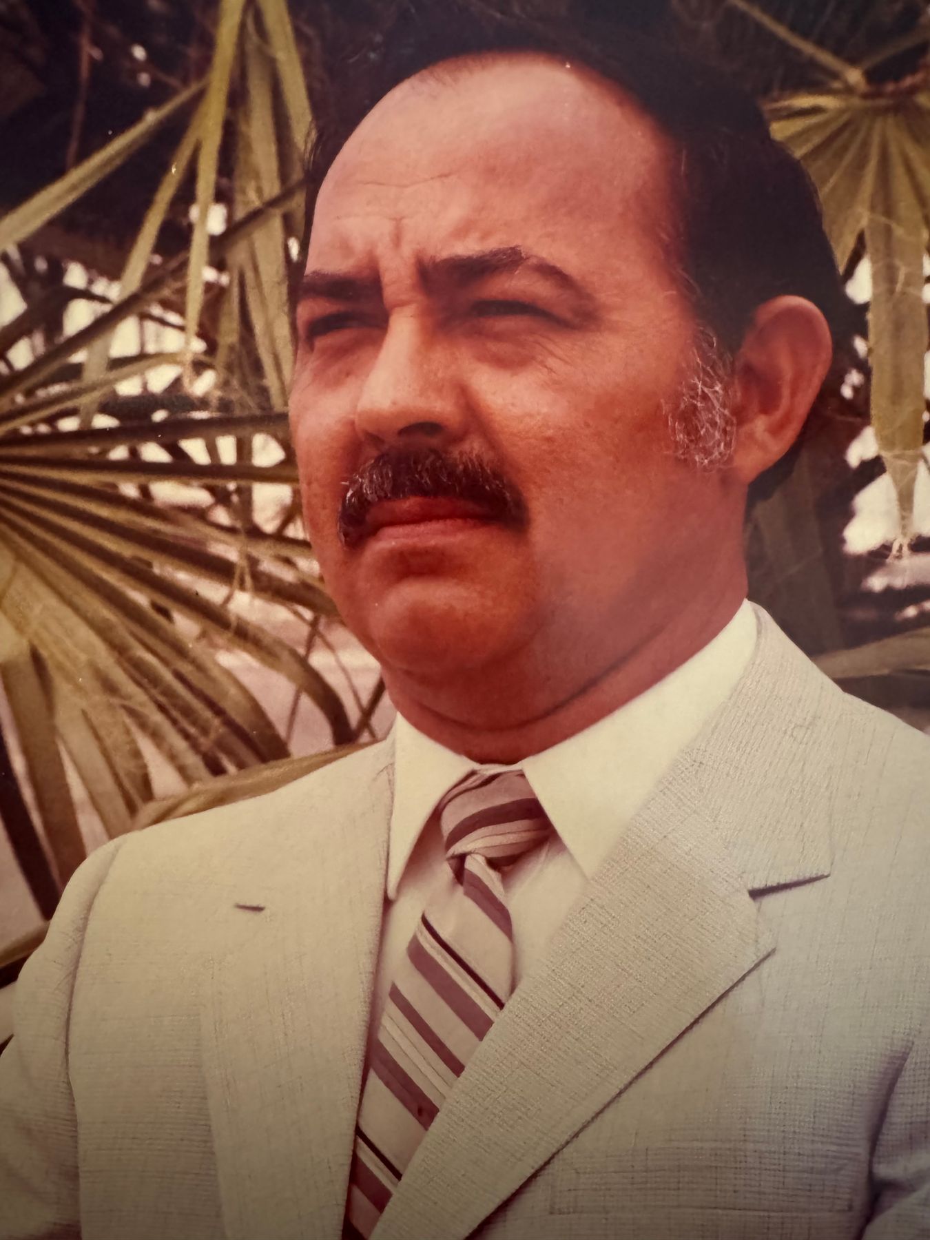 Obituary of Arnold Corral Arguilez