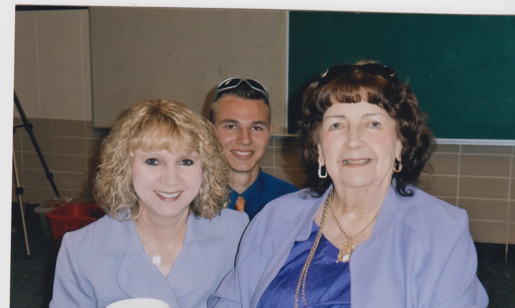 Obituary of Dorothy Maxine Shields