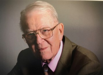 Obituary of Robert "Bob" Eugene Unruh