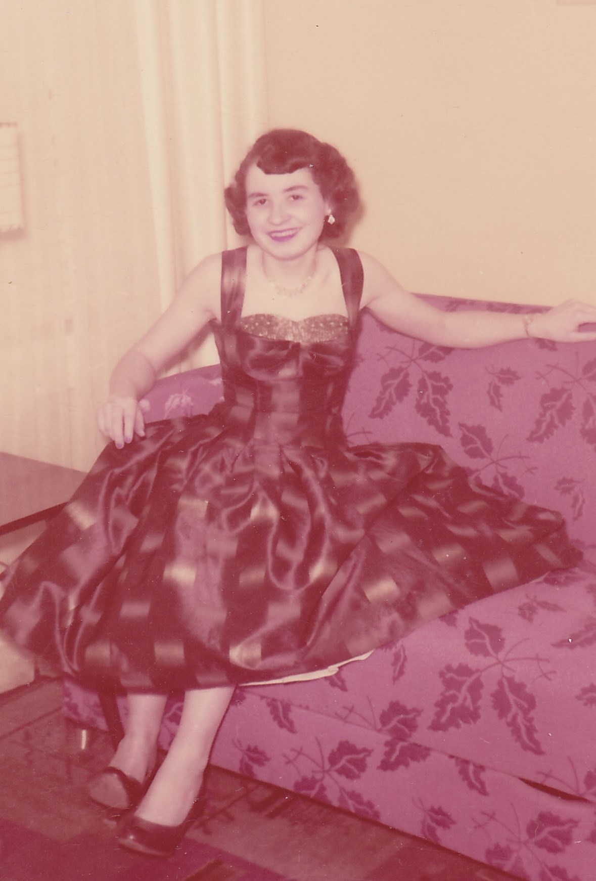 Obituary of Edna L Barnes