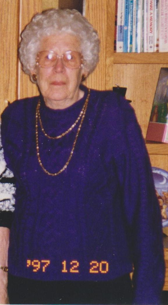 Obituary of Mae M. Riggs
