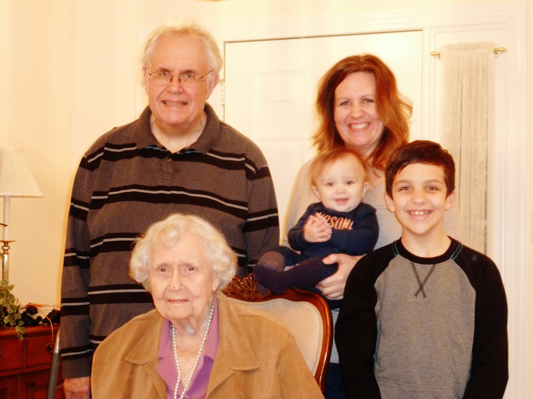 Obituario de Lorraine Augusta Kennedy