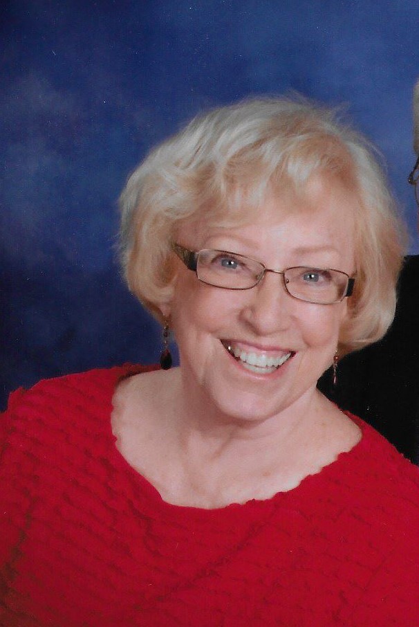 Obituary of Eleanor Nadine (Kidd) Royal