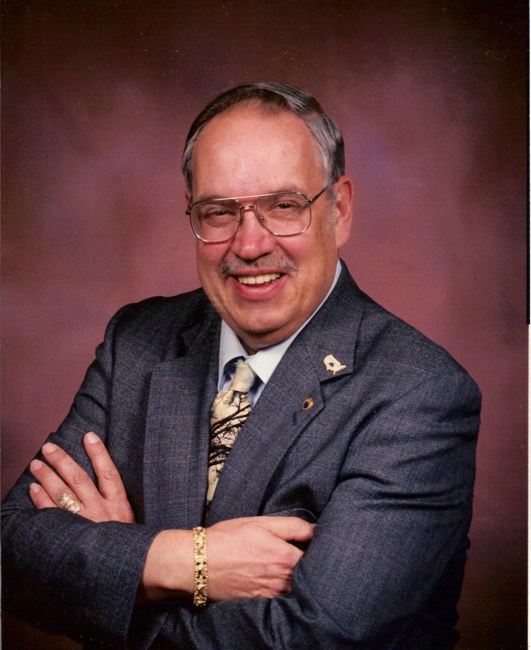 Obituary of Richard Eugene Knoche