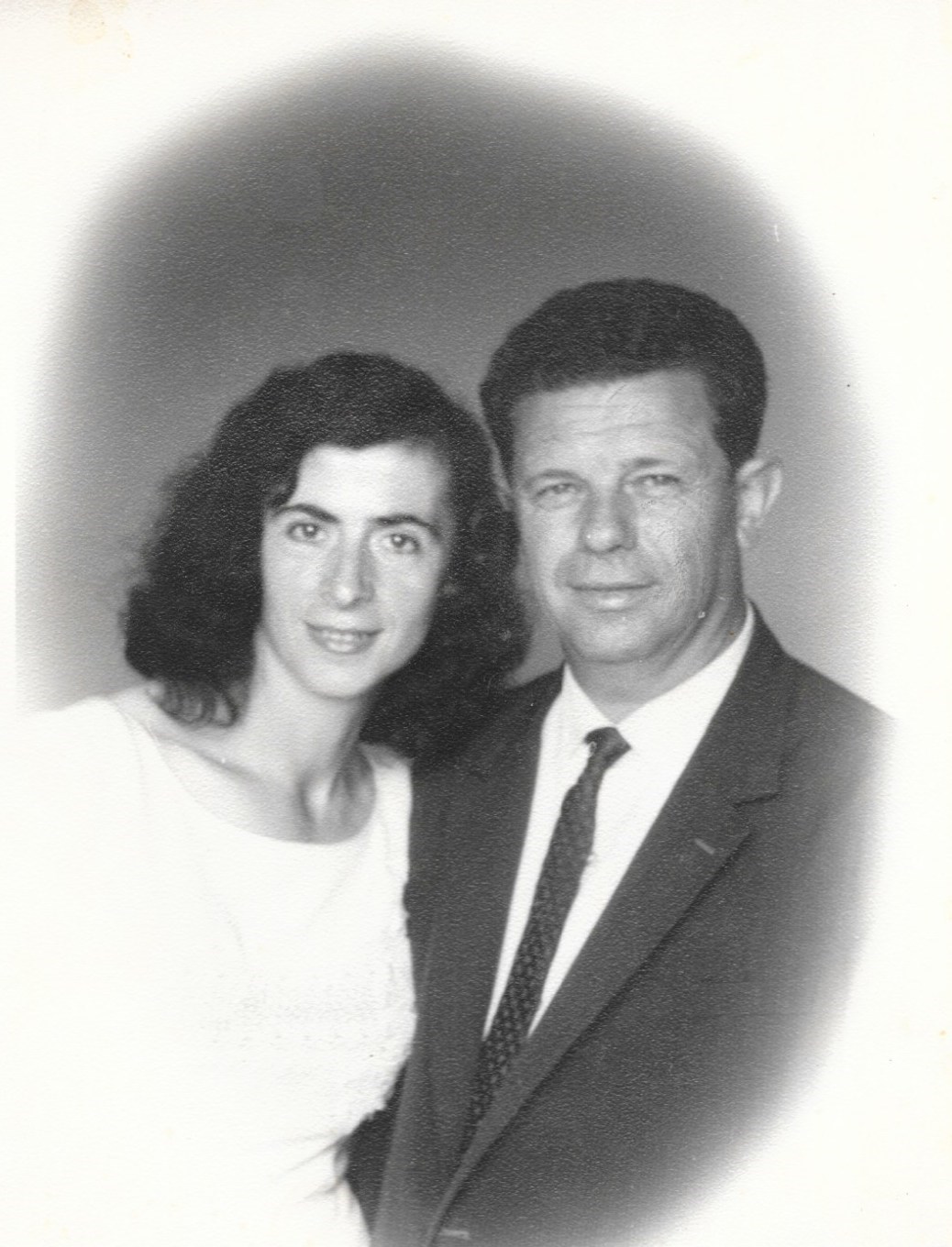 Obituary of Bukuroshe Dobi