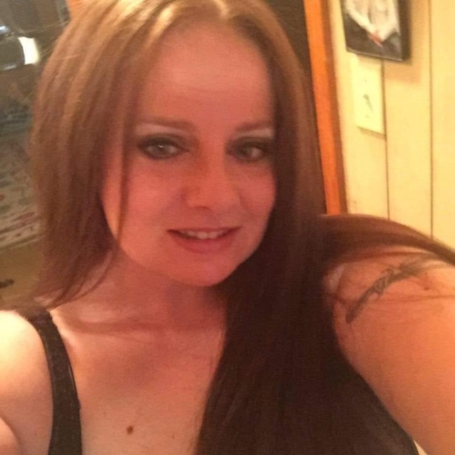 Obituary of Crystal Tucker Lewis