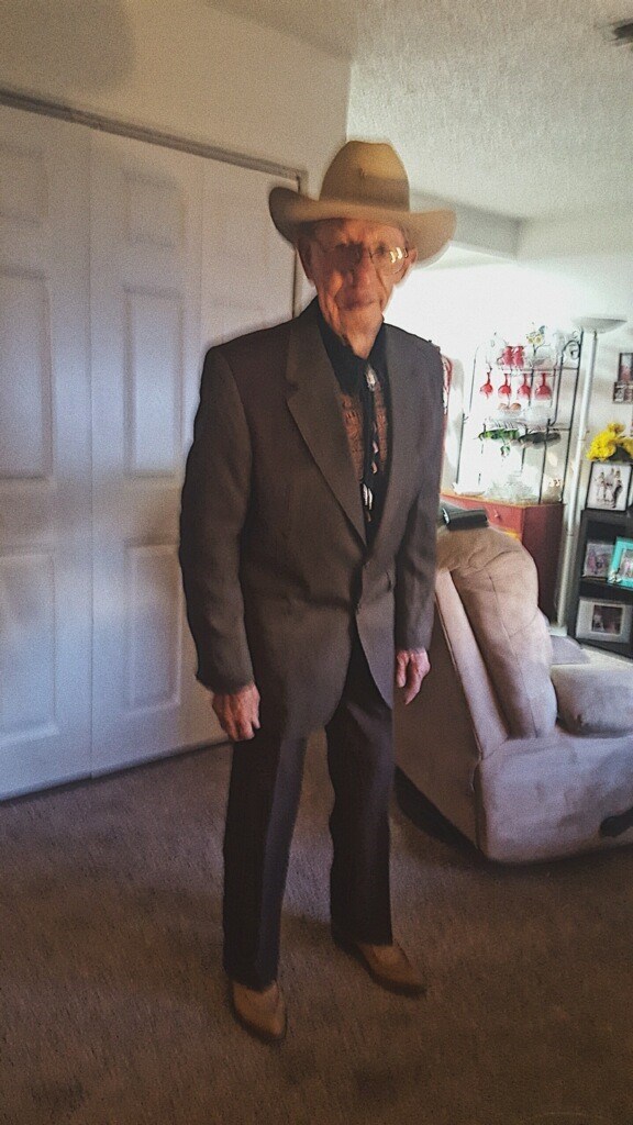 Obituary of Raymond McKinley Castle