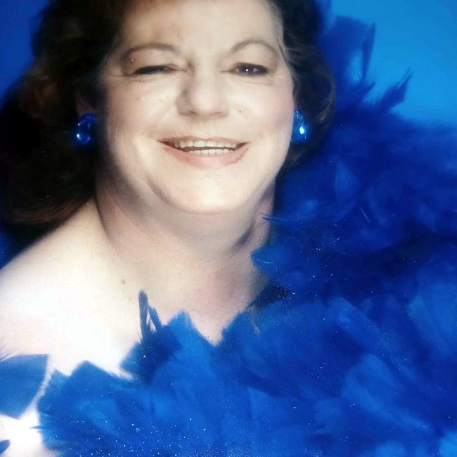 Obituary of Carolyn Louise McCauley