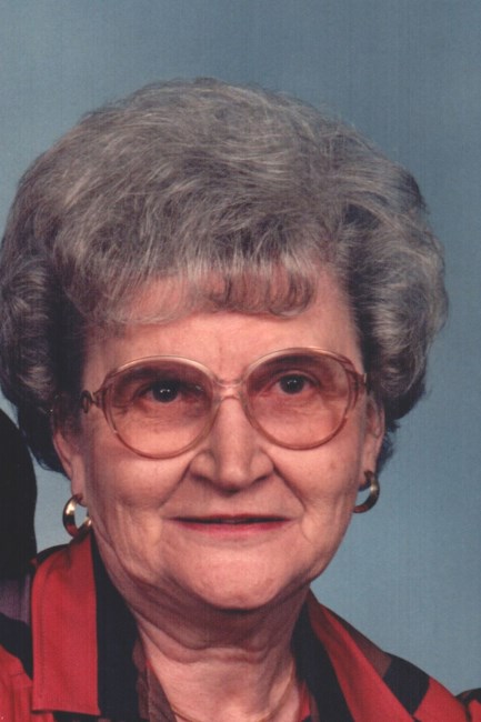 Obituary of Gloria E. Hoppe