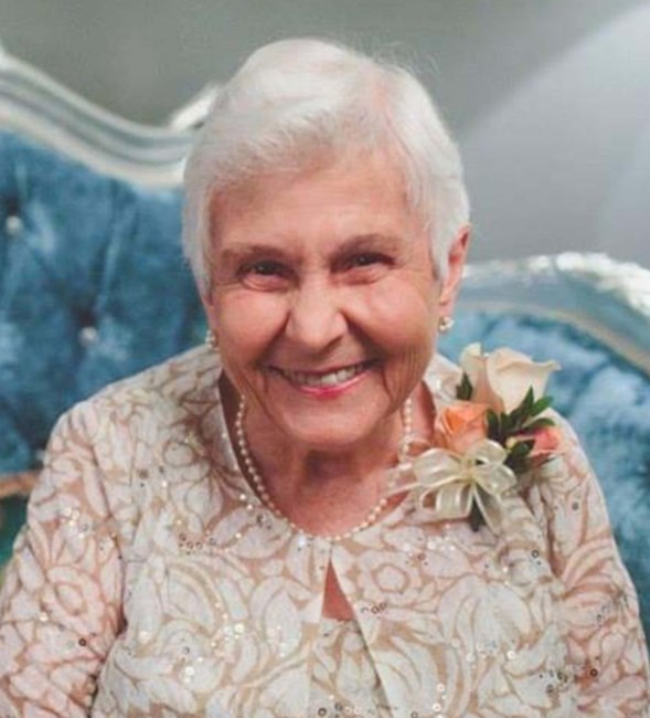 Obituario de Eleanor Kathryn Connell