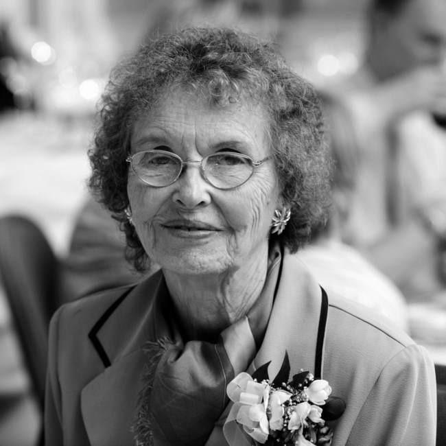 Obituary of Kathleen "Kay" Gladys Richardson