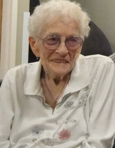 Obituario de Augusta Hazel Lewis