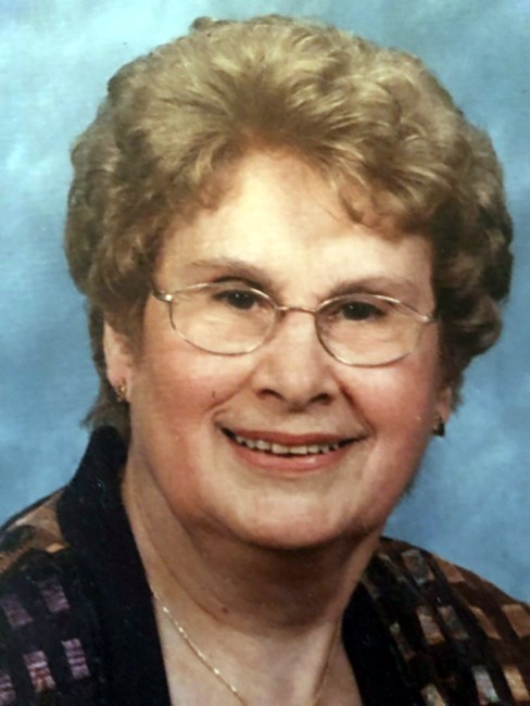 Obituary of Lucille T Andrews