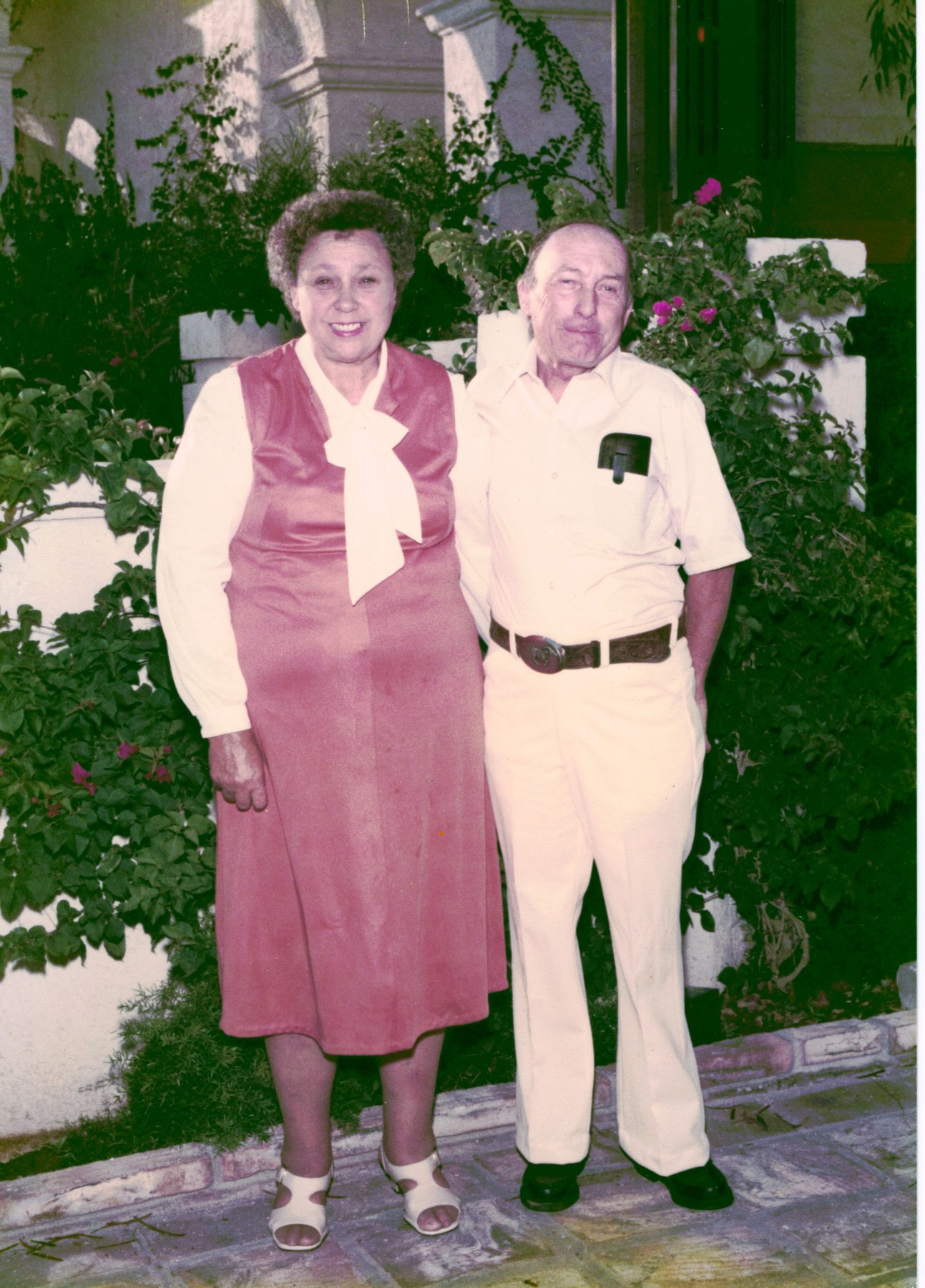 Obituary of Walter Earl Mann