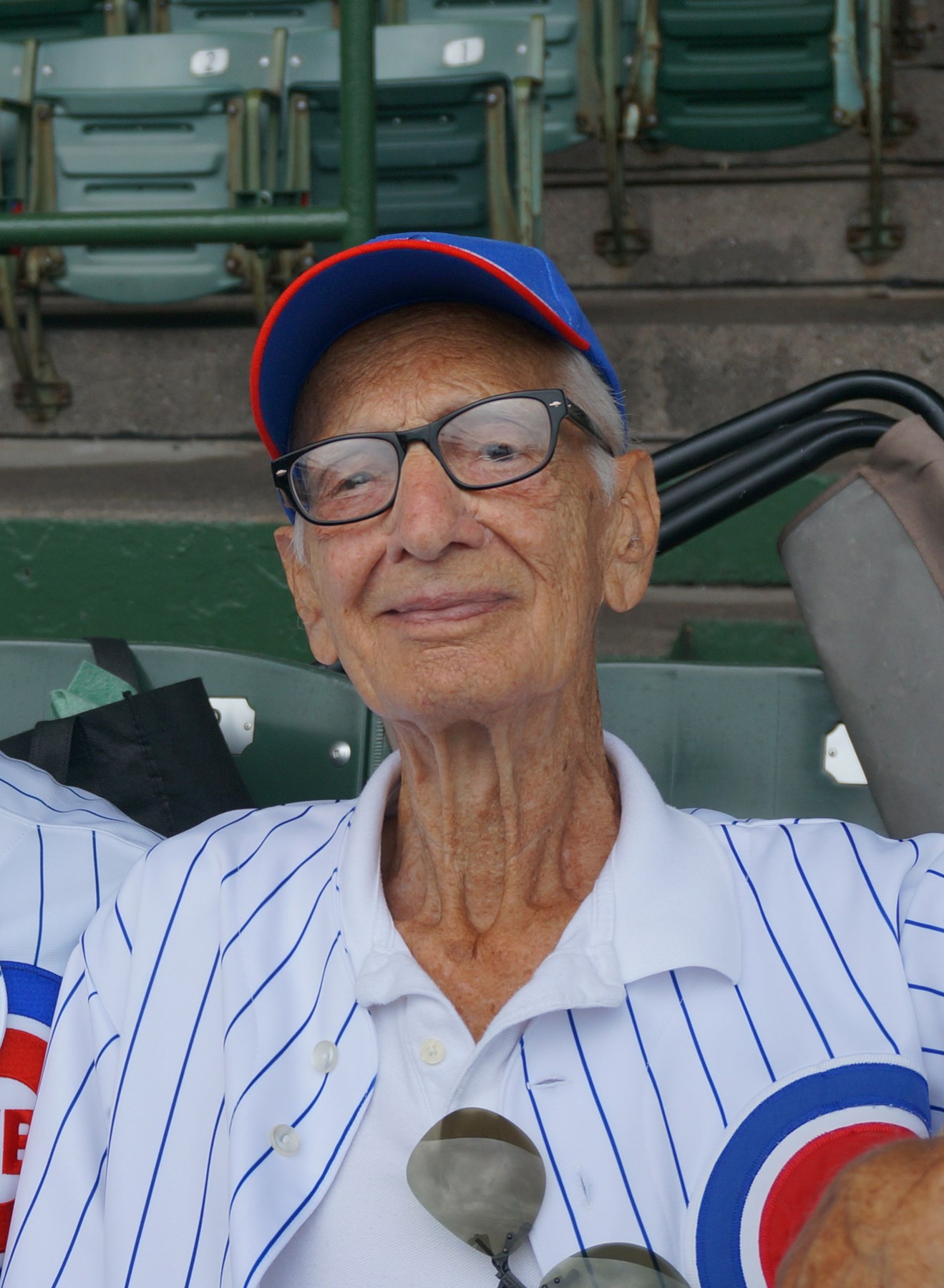 Obituario de Raymond W. Witt