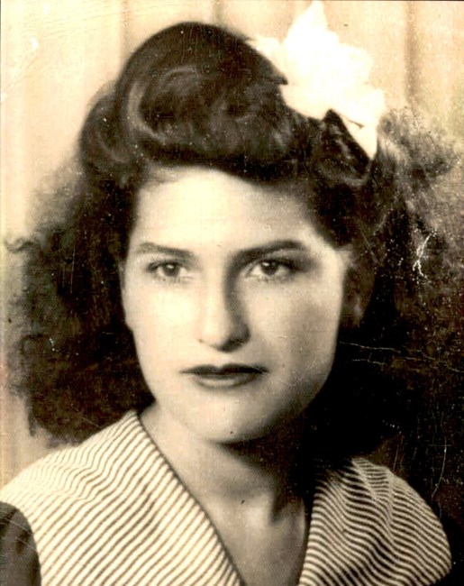 Obituary of Maria T Garza