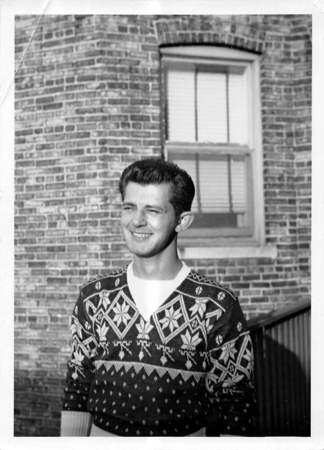 Obituary of Robert E Marckess