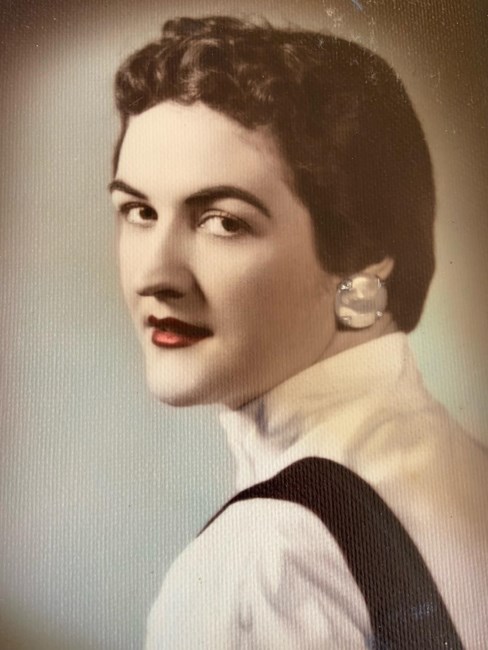Obituary of Carolyn June Moore