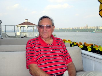 Obituario de Manfred John Eidher