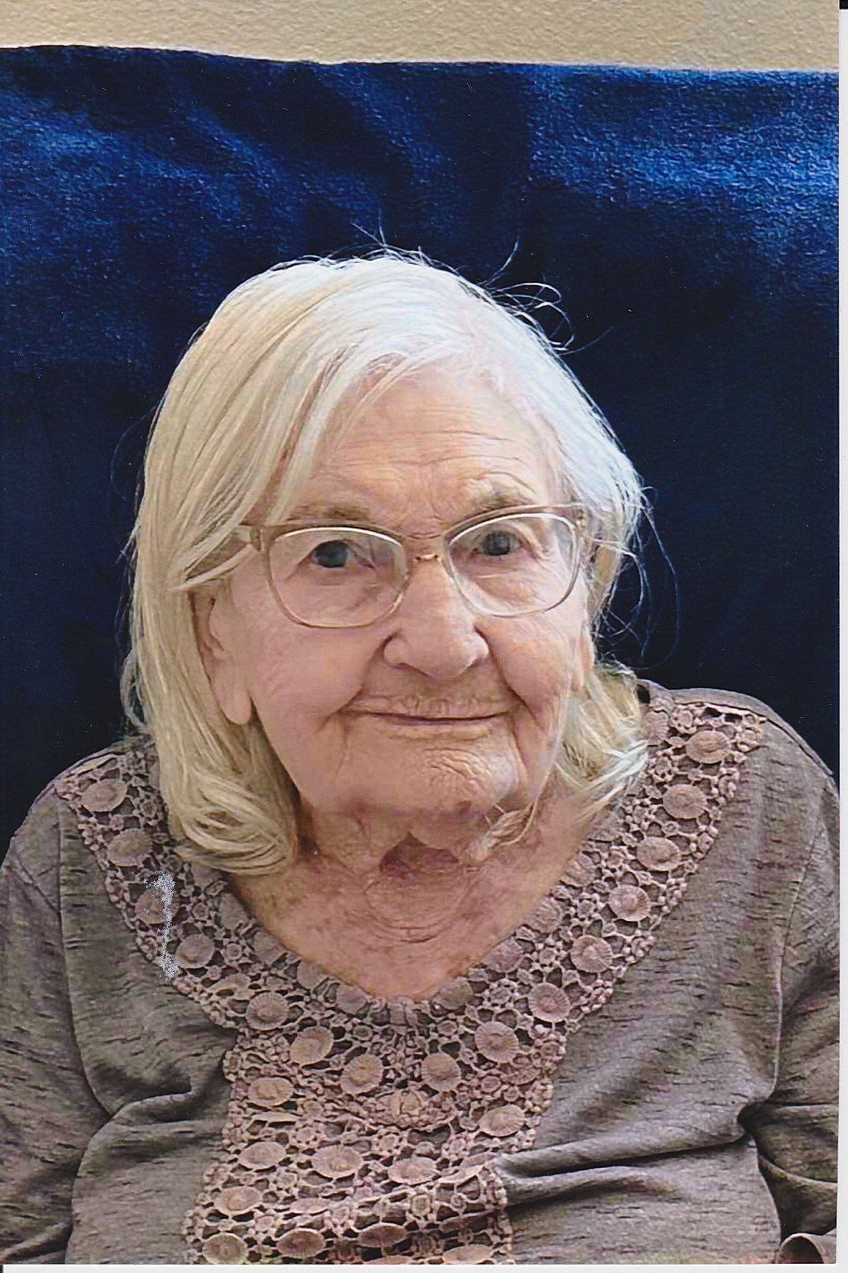 Obituary of Marie Stella Hinds