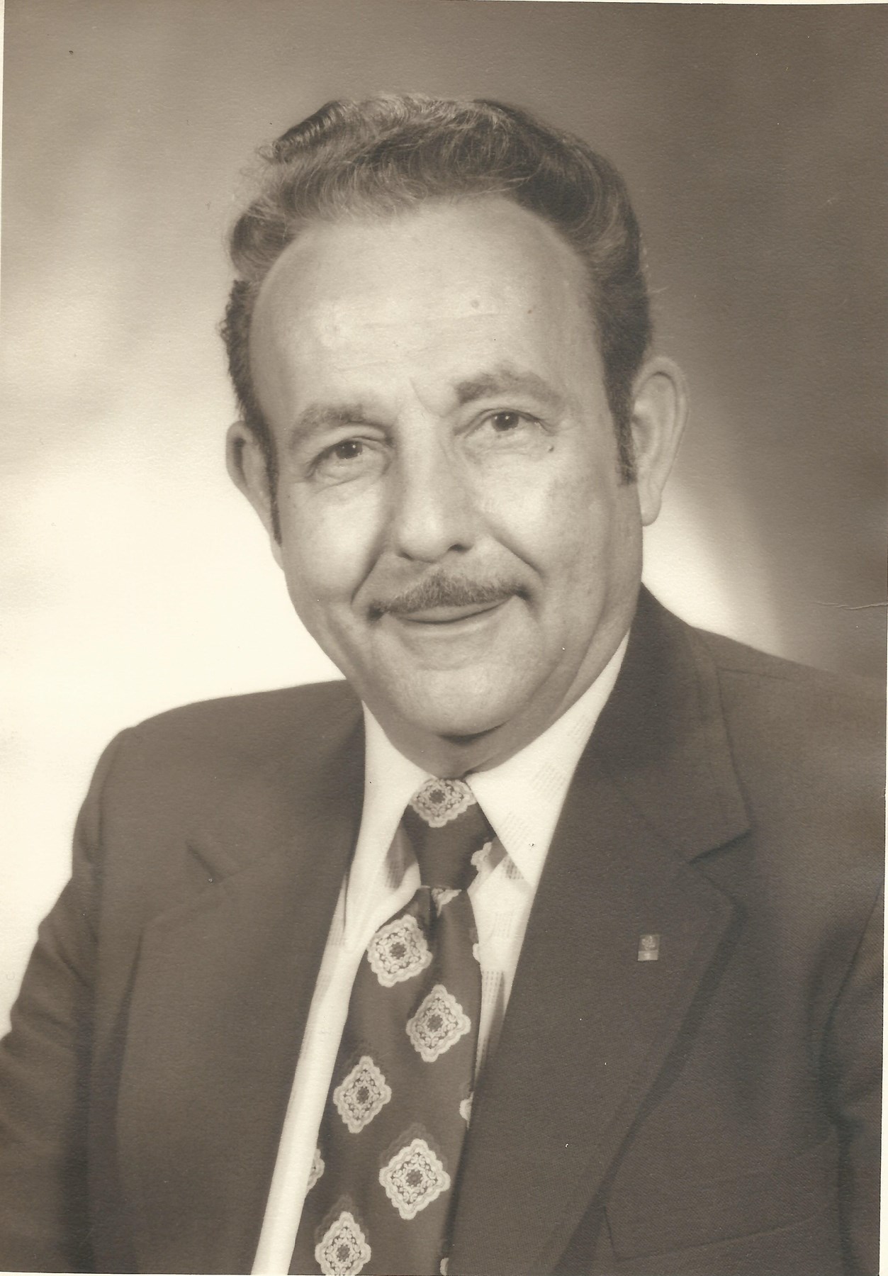 Obituary of Carl Robert Banks