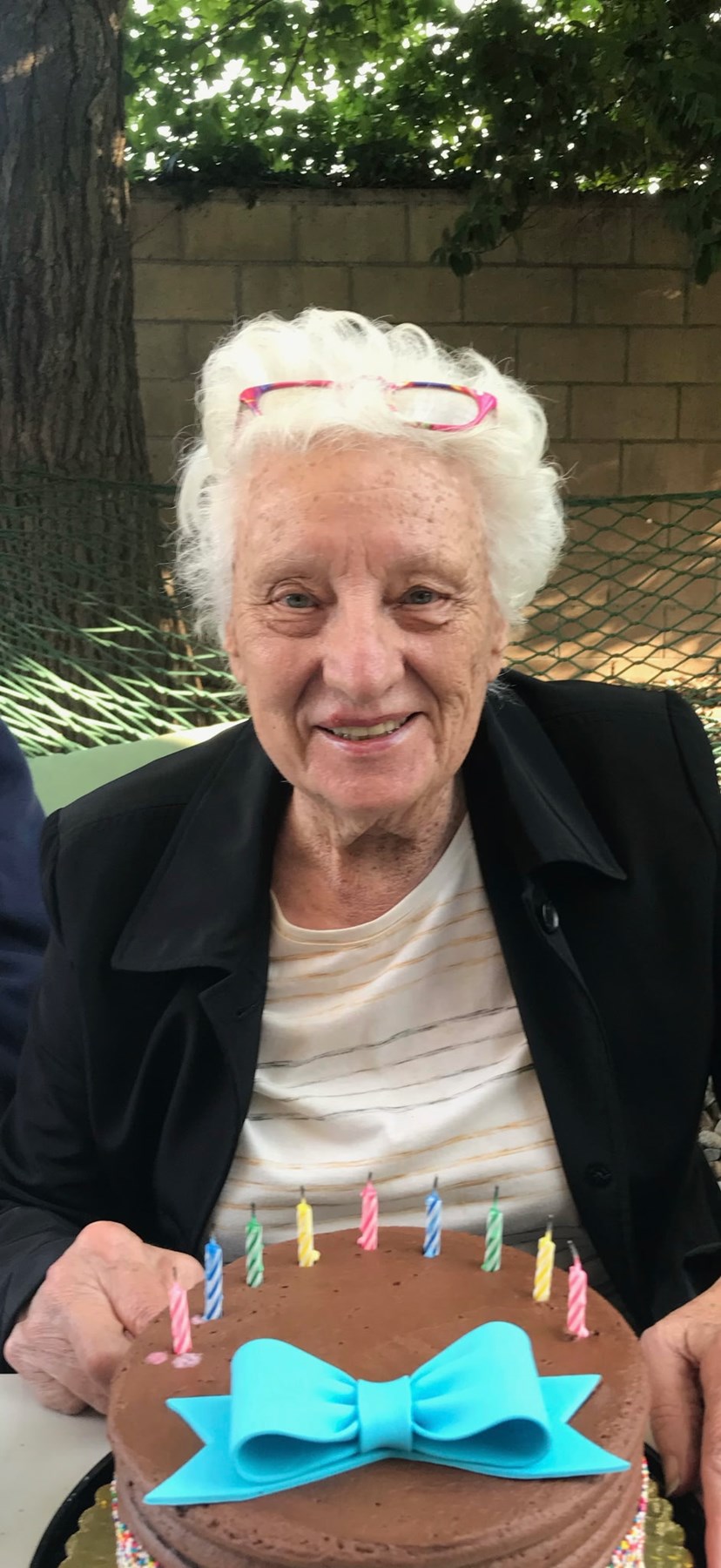 Obituary of Helen Violet Ewing
