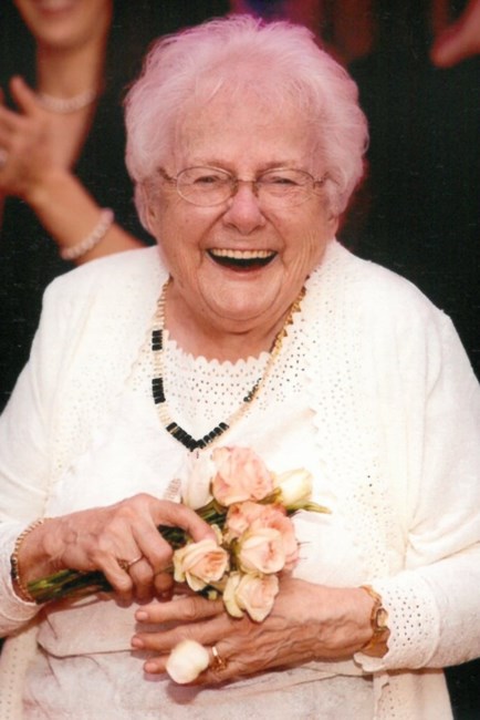 Obituary of Elizabeth "Betty" Shannon