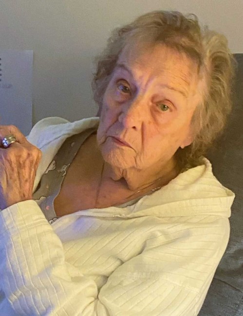 Obituary of Elizabeth Julia Cover