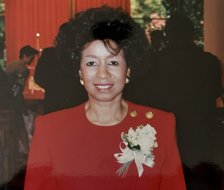 Obituary of Helen Pearl Dixon