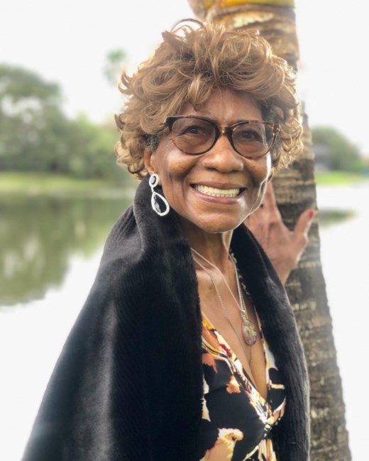 Obituario de Dolly Marks