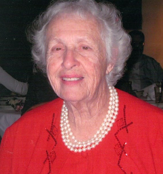 Obituario de Betty E Swanson