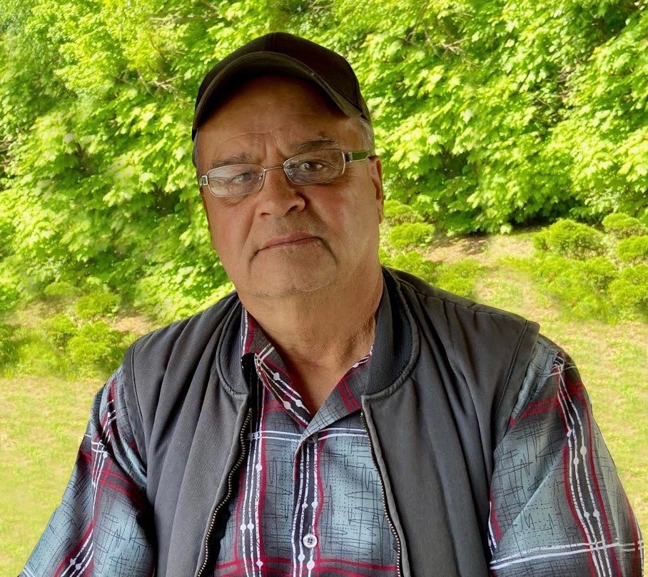 Obituary of Rolando M. Escobales