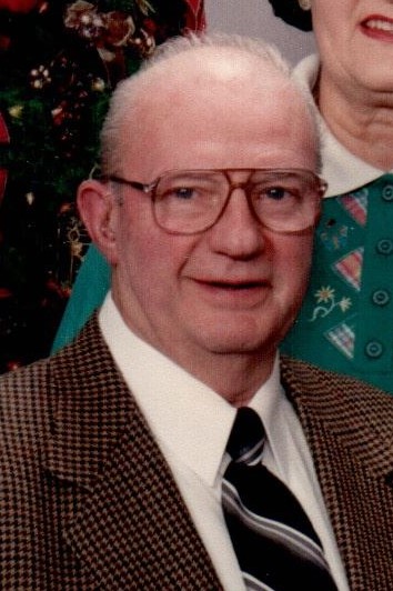 Obituary of Robert Henry Lavenburg, Jr.