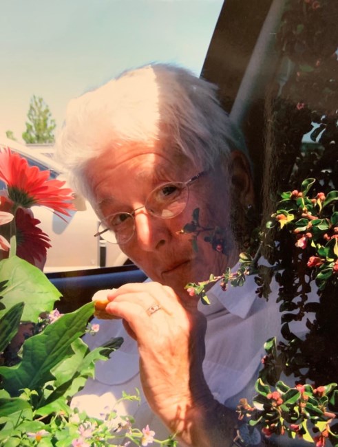 Obituario de Dorothy Hall