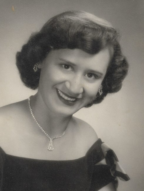 Obituary of Adelina Nanez Perez
