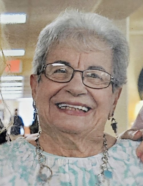 Obituario de Mrs. Anna Marie Testa Luperti