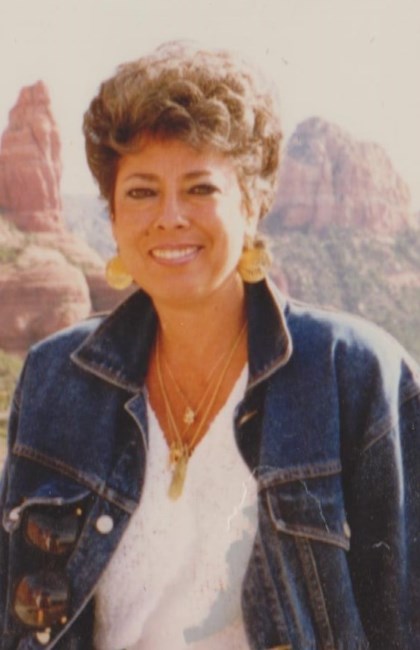 Obituary of Juanita Roomian