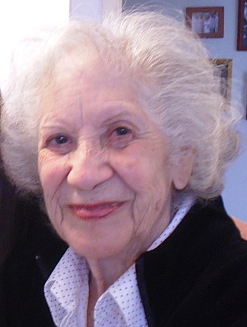 Obituario de Helen E. Hawkins