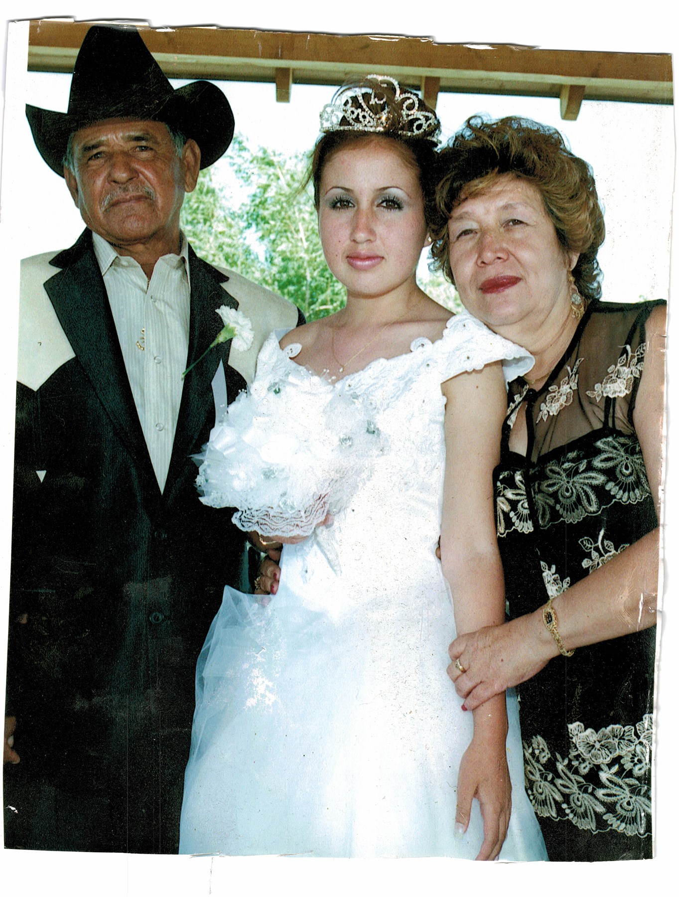 Obituary of Roberto Lopez Flores