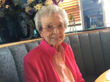 Obituario de Evelyn Joan Hardie