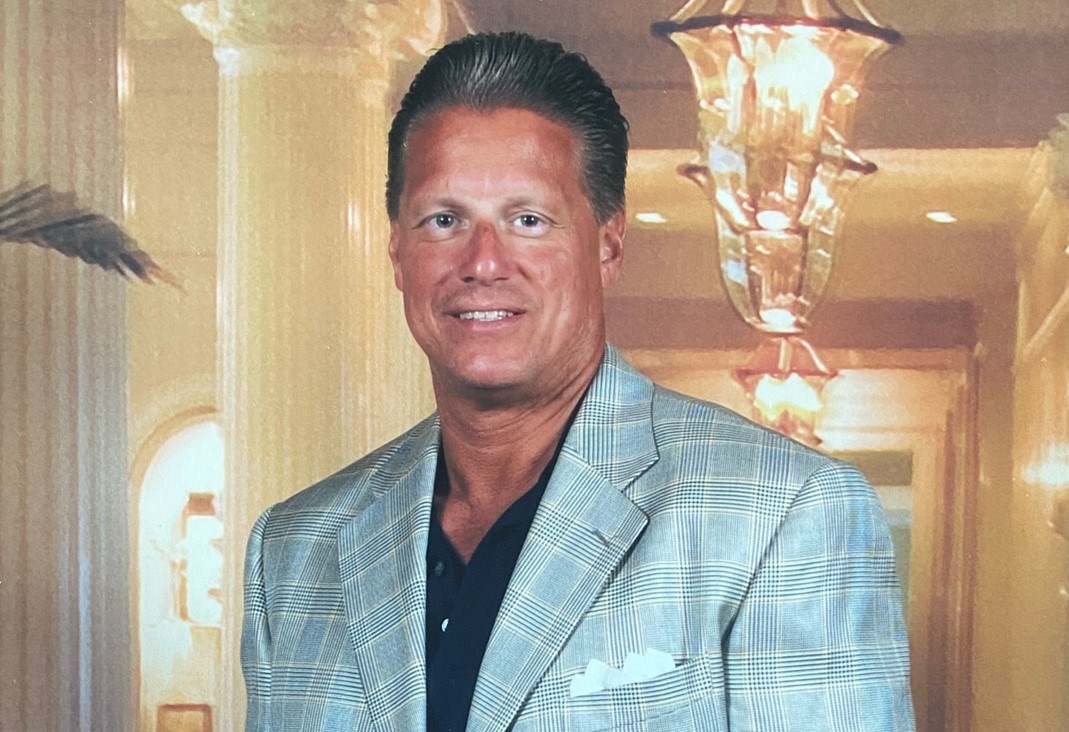 Obituary of Stephen Vincent Stephenson