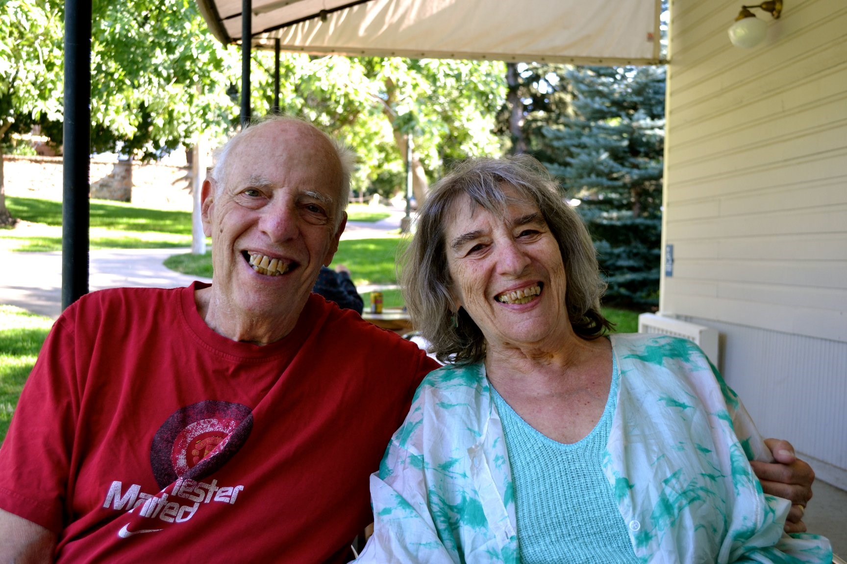 Obituary of Dorothy & Howard Handler