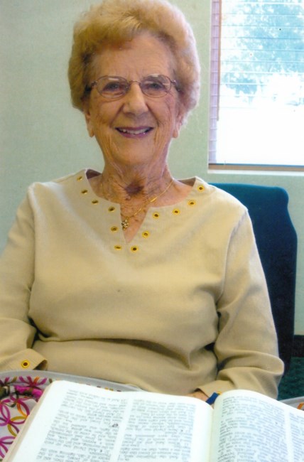 Obituary of Peggy Lou Oakley