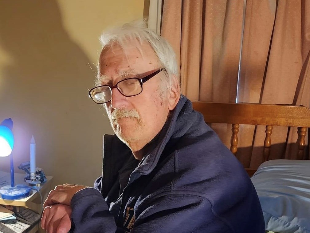 Obituary of Charles Walter Moszczenski