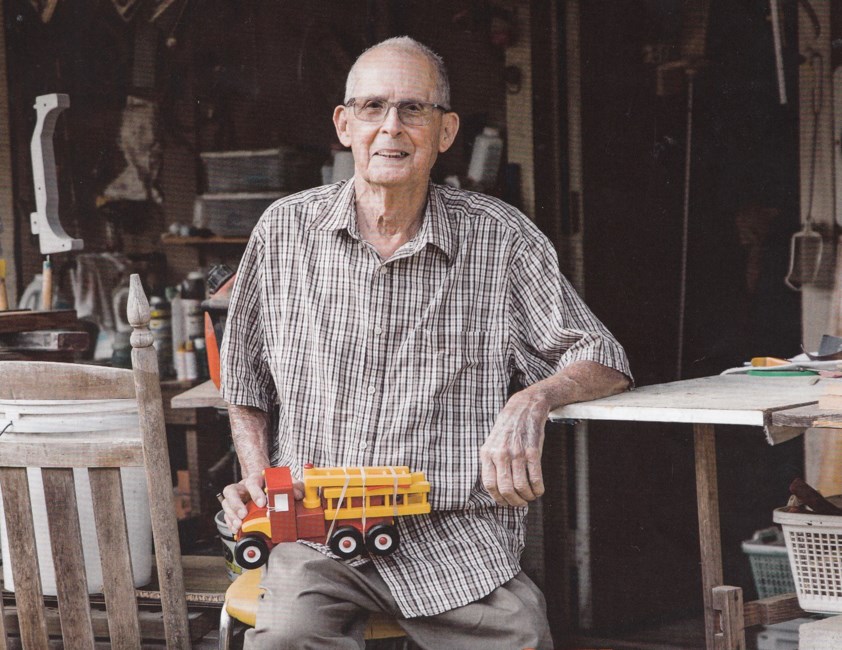 Avis de décès de Gene Alfred Love