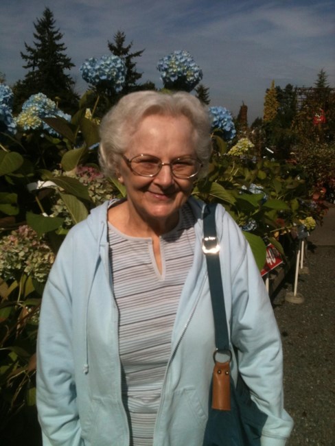 Obituario de Lois Ethel Bell